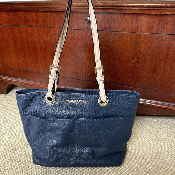 Michael Kors Pebbled Leather Medium Tote Handbag  Zip Closure NB-1504 30H4GBFT6L - Picture 1 of 10